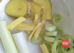 Illustration of how to make stewed potatoes with precious mushrooms 8