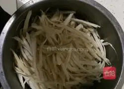 Illustration of how to make cold king oyster mushrooms 1