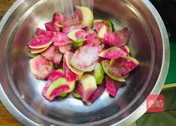 Holiday cold dishes - sweet and sour recipes with illustrations 4