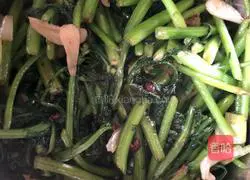 Illustration of how to stir-fry chrysanthemum chrysanthemum 5