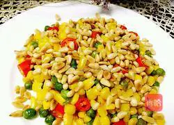 Pine kernel corn#New Year's Eve dinner recipe illustration 8