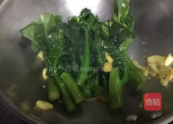 Illustration of how to stir-fry kale 7
