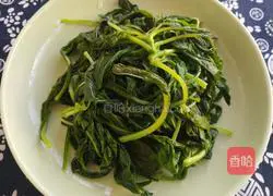 Illustration of how to make amaranth mixed with vermicelli 4