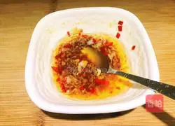 Illustration of how to make shredded seafood mushrooms 7