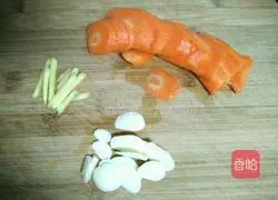 Illustration of how to make lotus pond stir-fry 2