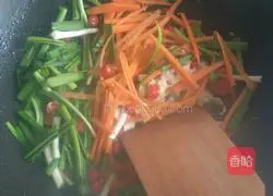 Illustration of how to make spicy cold vermicelli 5