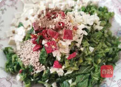 Illustration of how to make Chinese toon mixed with tofu 5