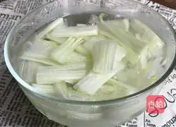 Illustration of how to make phoenix cabbage 3