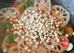 Illustration of how to make fried lotus root slices with chicken rice head 7