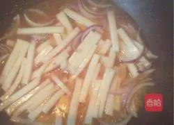 Illustration of how to make spicy fried rice cake 6