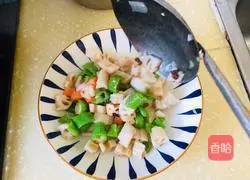 Hot holiday dish - Stir-fried lotus root recipe illustration 9