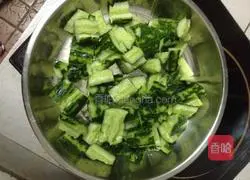 Illustration of how to make cold cucumber 3