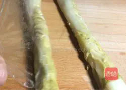 Illustration of how to make pickled pepper and cabbage 7