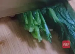 Illustration of how to make spinach with sesame sauce for ketogenic and low-carb weight loss 3