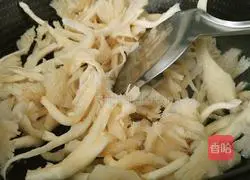 Illustration of Green Leaf's Deep Affection to Roots 9