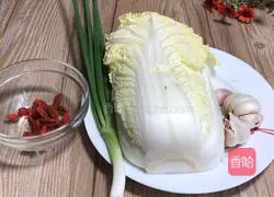 Illustration of how to make wolfberry mixed with baby cabbage 1