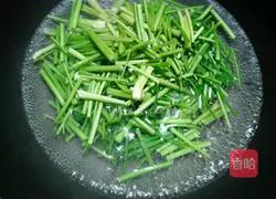 Illustration of how to make dried celery 3