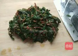 Illustration of how to make garlic purslane 3