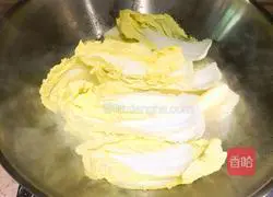 Cantonese style - illustration of how to make baby vegetables in soup 6