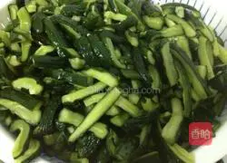 Illustration of how to make self-pickled cucumber pickles 3