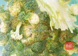 Garlic broccoli recipe 4
