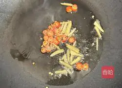 Textbook-level spicy and sour potato shreds recipe 5