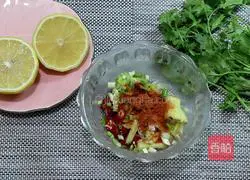  Illustration of how to make honey cold chicken feet 3