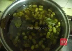 Illustration of how to make boiled peanuts 3