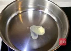 Illustration of how to make French asparagus and fried mushrooms 3