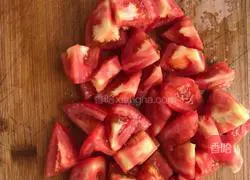 Fried broccoli and tomatoes Illustration of how to do it 3