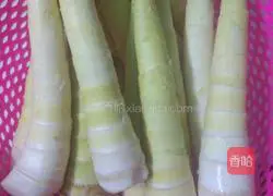 Illustration of braised bamboo shoots in oil 2