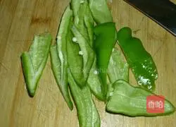 Illustration of how to make vegetarian fried celery 2