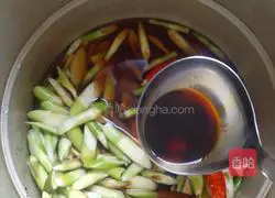 Illustration of how to make star anise, cinnamon and fragrant bamboo shoots 6