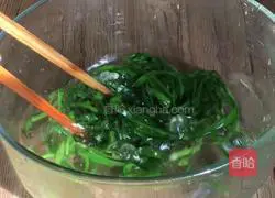 Illustration of how to make plain three silk rolls 9