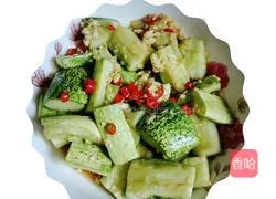 Illustration of how to shoot cucumbers 9