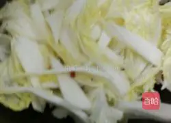 Illustration of how to make spicy and sour cabbage 3