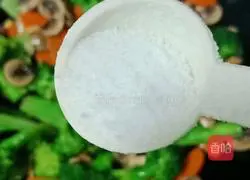 Broccoli Illustration of how to make fried mushrooms 12