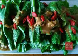 Illustration of how to make cold lettuce leaves 10