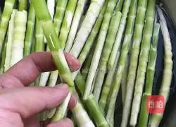 Illustration of braised wild mountain bamboo shoots in oil 5