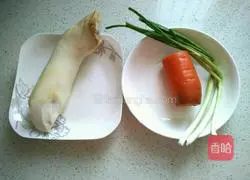 Illustration of how to make stir-fried double strands 1