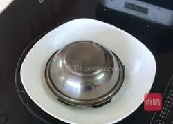 Illustration of how to make broccoli in oyster sauce 4