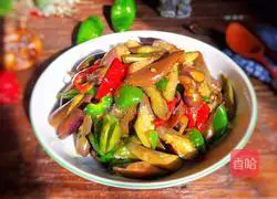 Illustration of the original method of stir-frying eggplant with green pepper 13