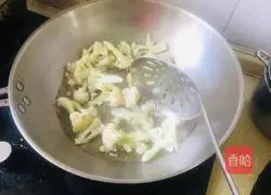 Illustration of how to cook cauliflower with soy sauce 3