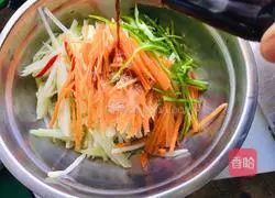 Illustration of how to make cold kohlrabi 4