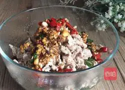 Illustration of how to make purslane mixed with beef 17