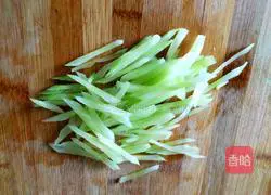 Illustration of how to make fried eggs with green bamboo shoots 3