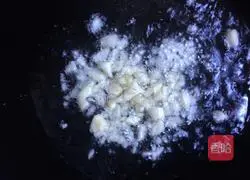 Illustration of how to make fried cowpeas 4