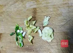  Illustration of how to make seafood mushrooms and stir-fried vegetables 3
