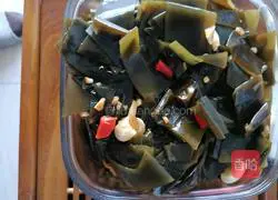 Illustration of how to make spicy kelp 3