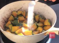 Illustration of braised tender pumpkin 7